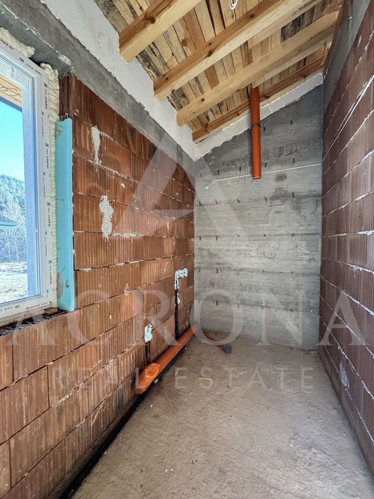 Бутикова къща пред Акт 16 гр. Велинград - 0