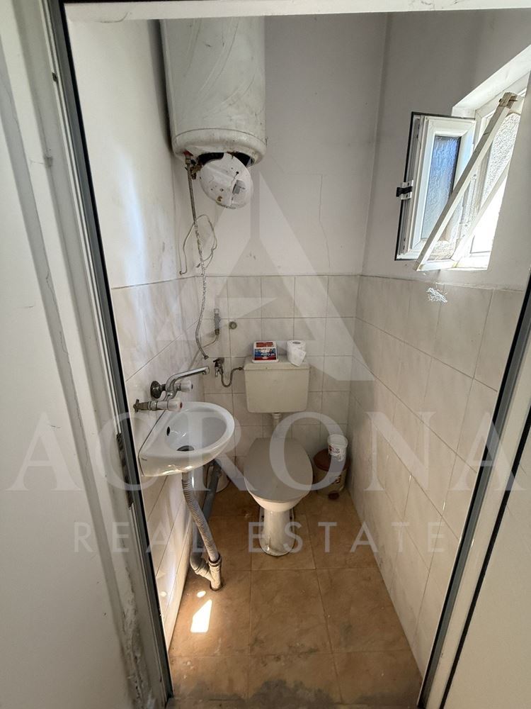 Самостоятелна къща гр. Велинград - 0