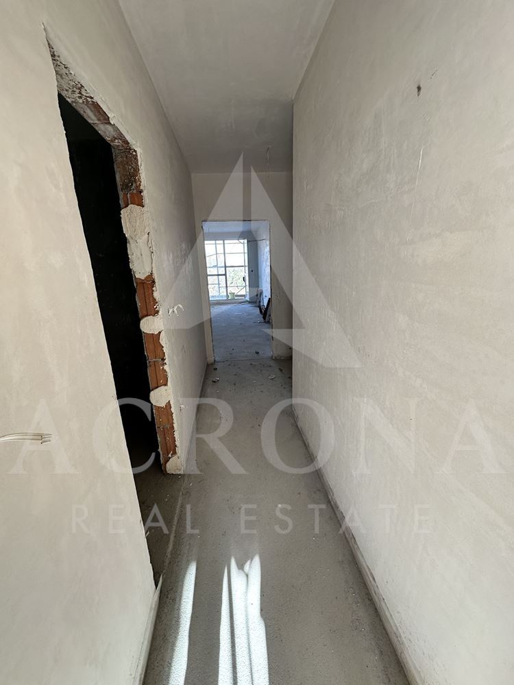 Нов двустаен в район Южен - 0