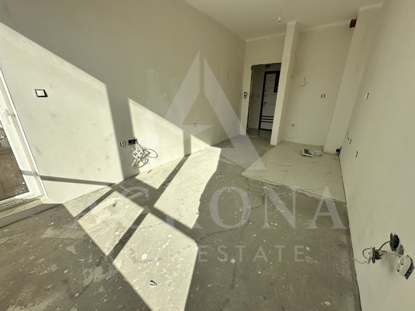 3 стаен! Пред акт 16! Малка сграда! Среден етаж! - 0