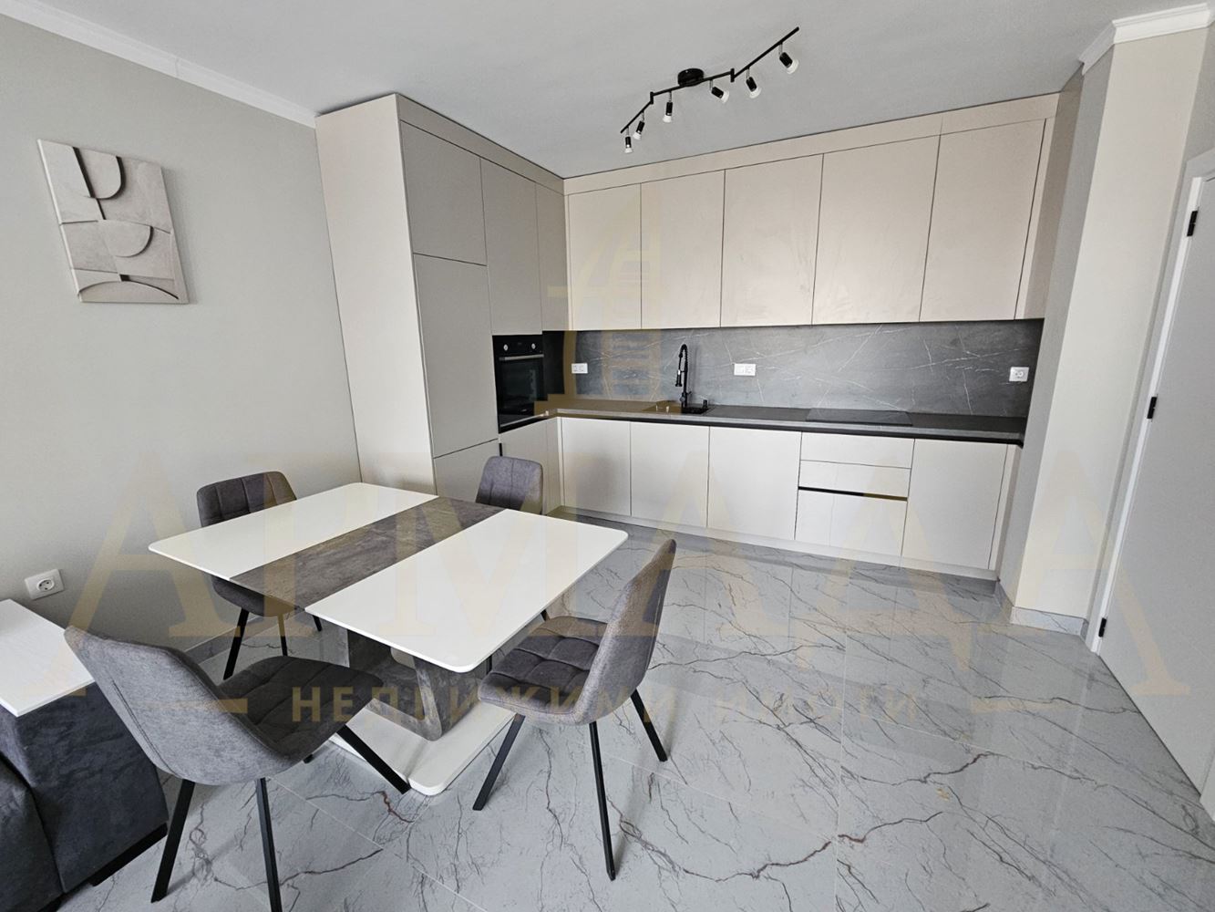 Двустаен Обзаведен Смирненски - 0