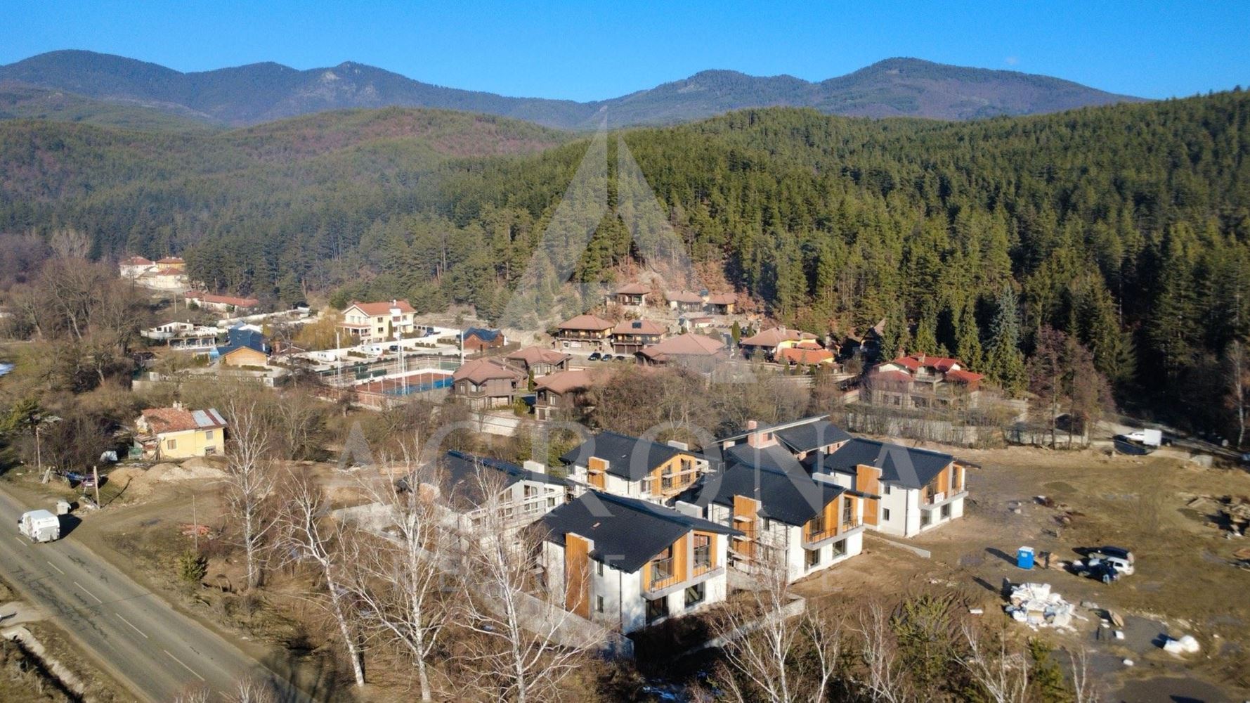 Бутикова къща пред Акт 16 гр. Велинград - 0