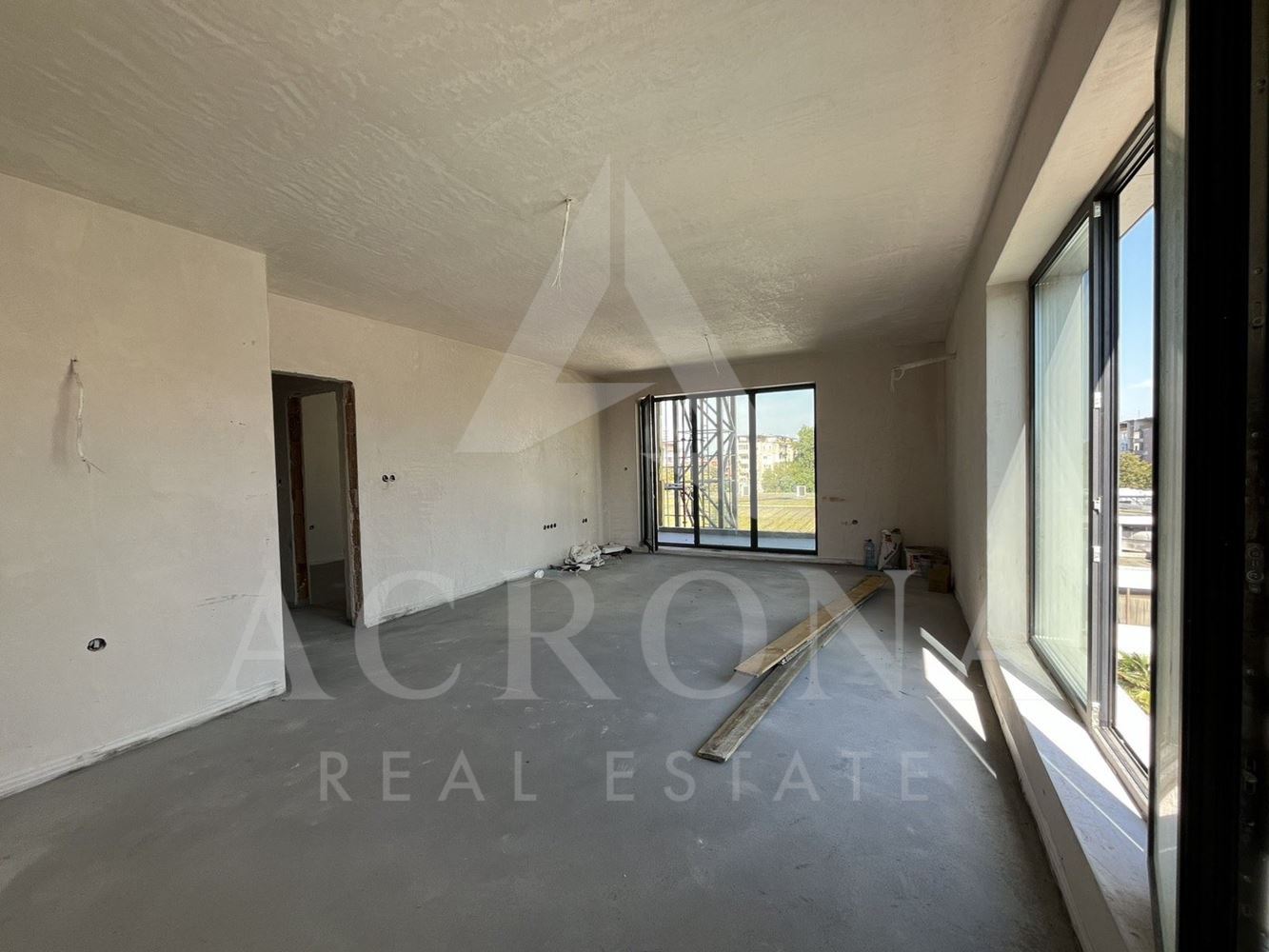 Тристаен апартамент пред Акт 16 кв. Кършияка-0 Тристаен апартамент пред Акт 16 кв. Кършияка - 0