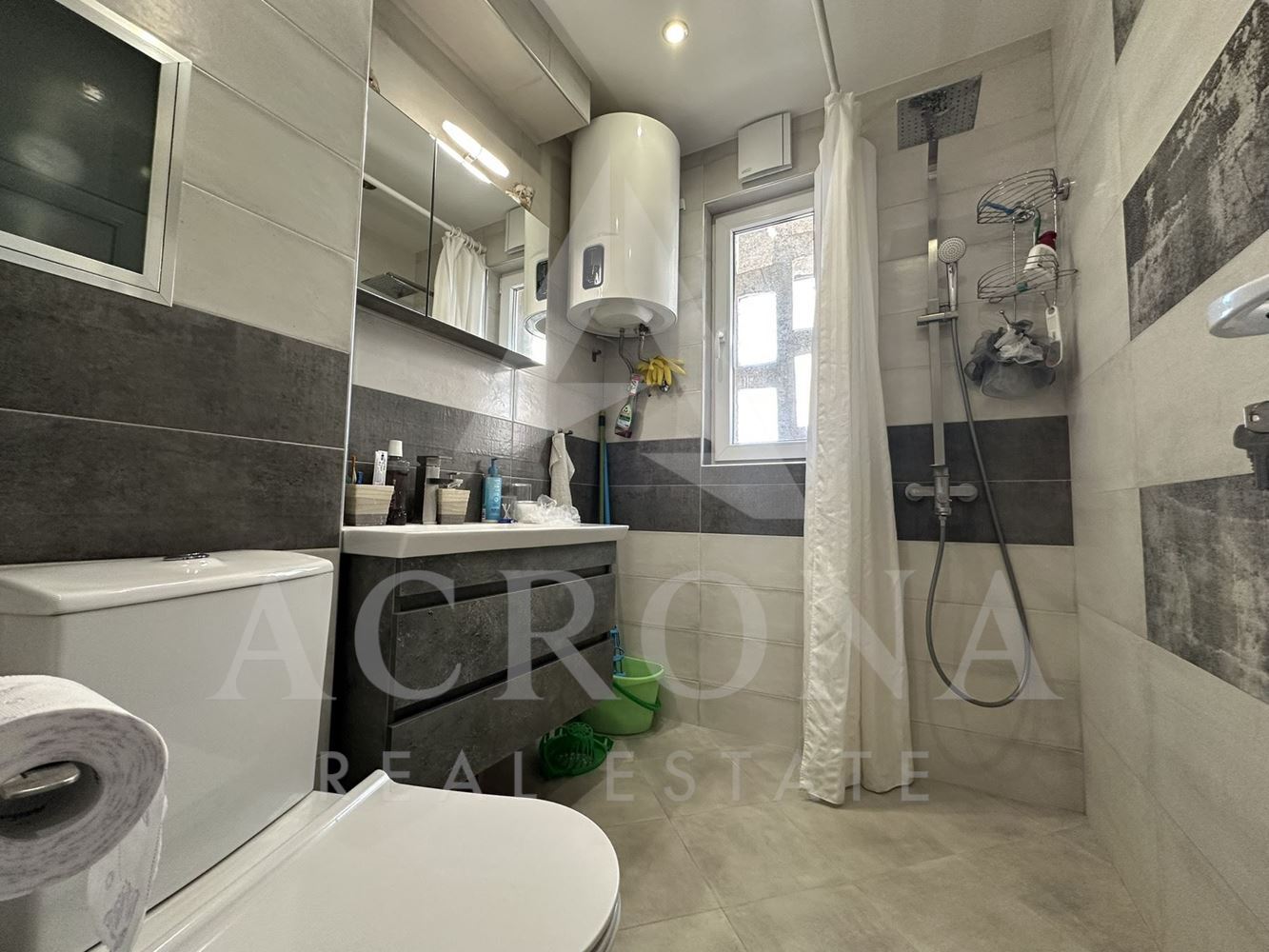 Реална Квадратура Четири Отделни Стаи-0 Реална Квадратура Четири Отделни Стаи - 0