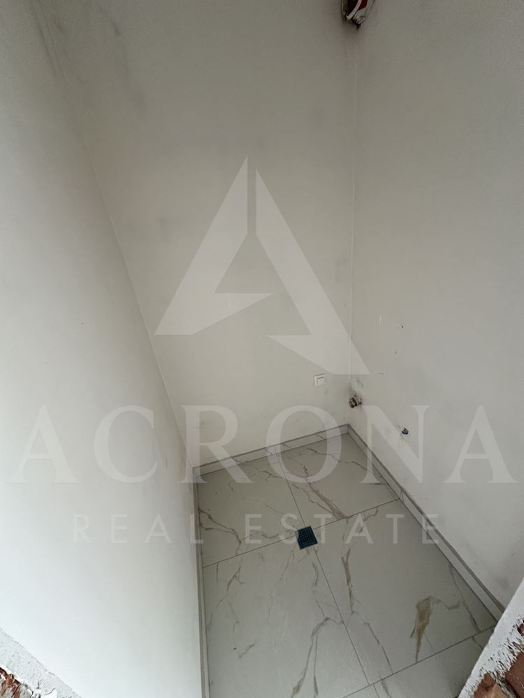 3 стаен! Пред акт 16! Малка сграда! Среден етаж! - 0