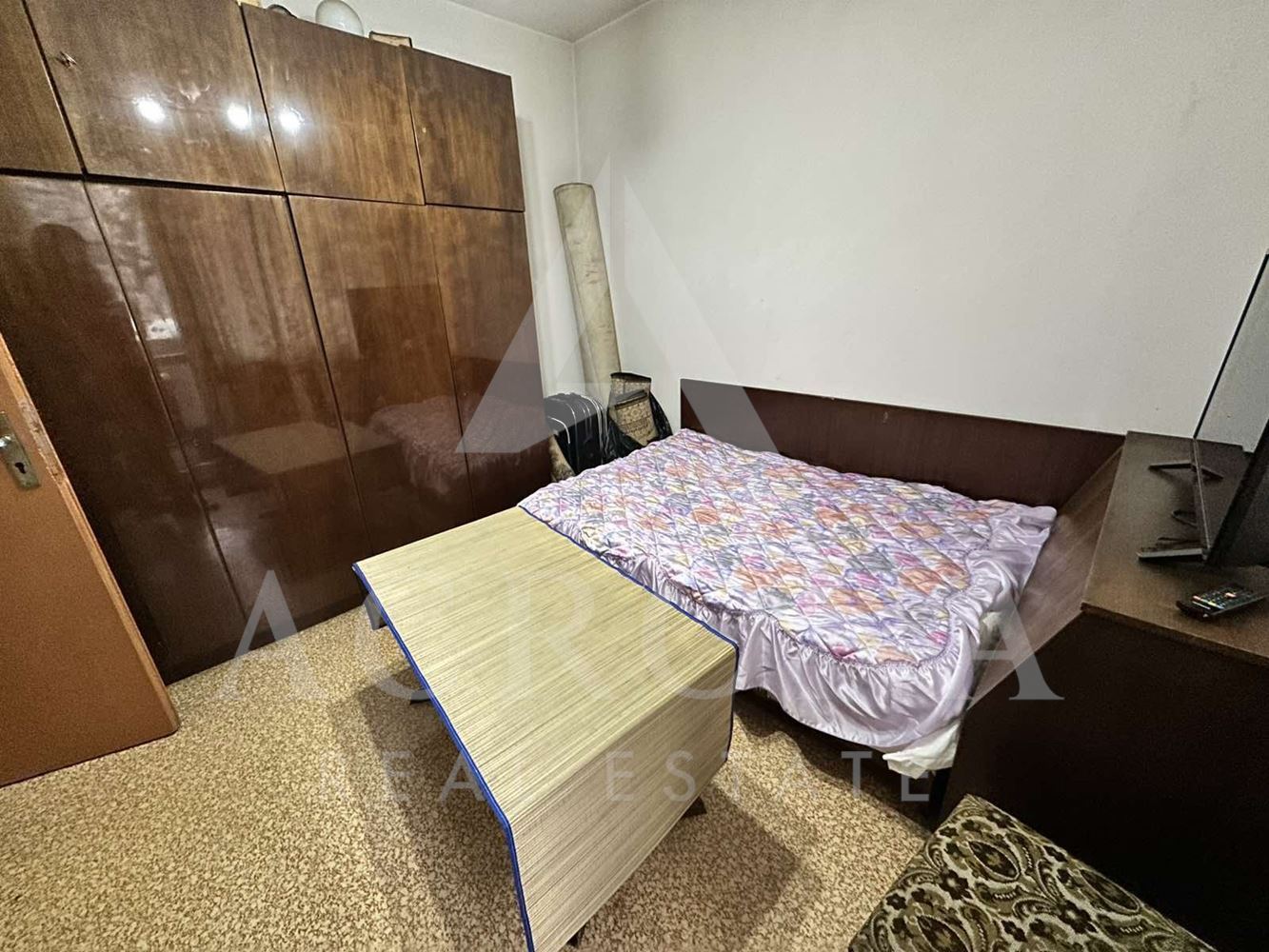 3 стаен! 4 отделни стаи! Предпочитан район за живеене! - 0