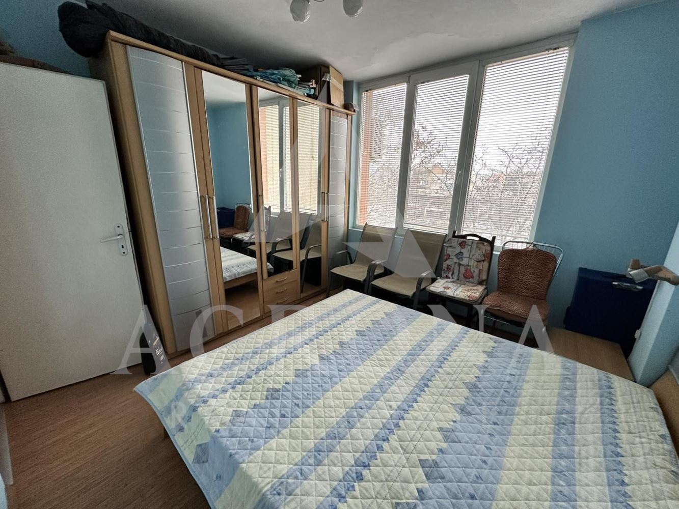 Четиристаен в Кючук Париж-0 Четиристаен в Кючук Париж - 0