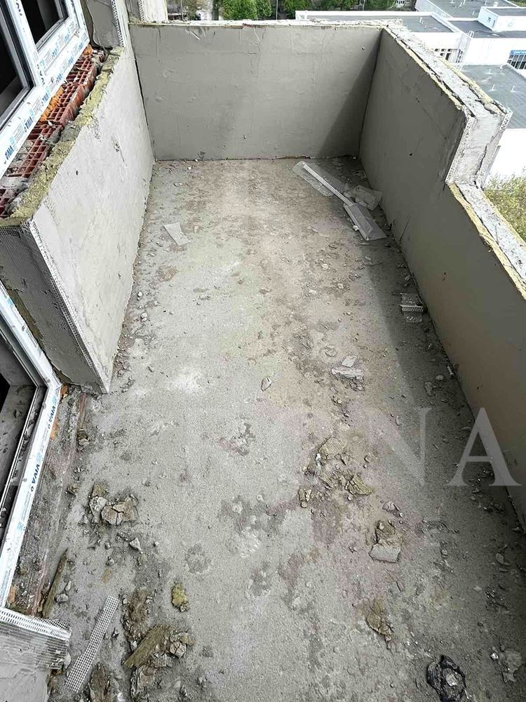 Тристаен с Акт 14 кв. Тракия - 0