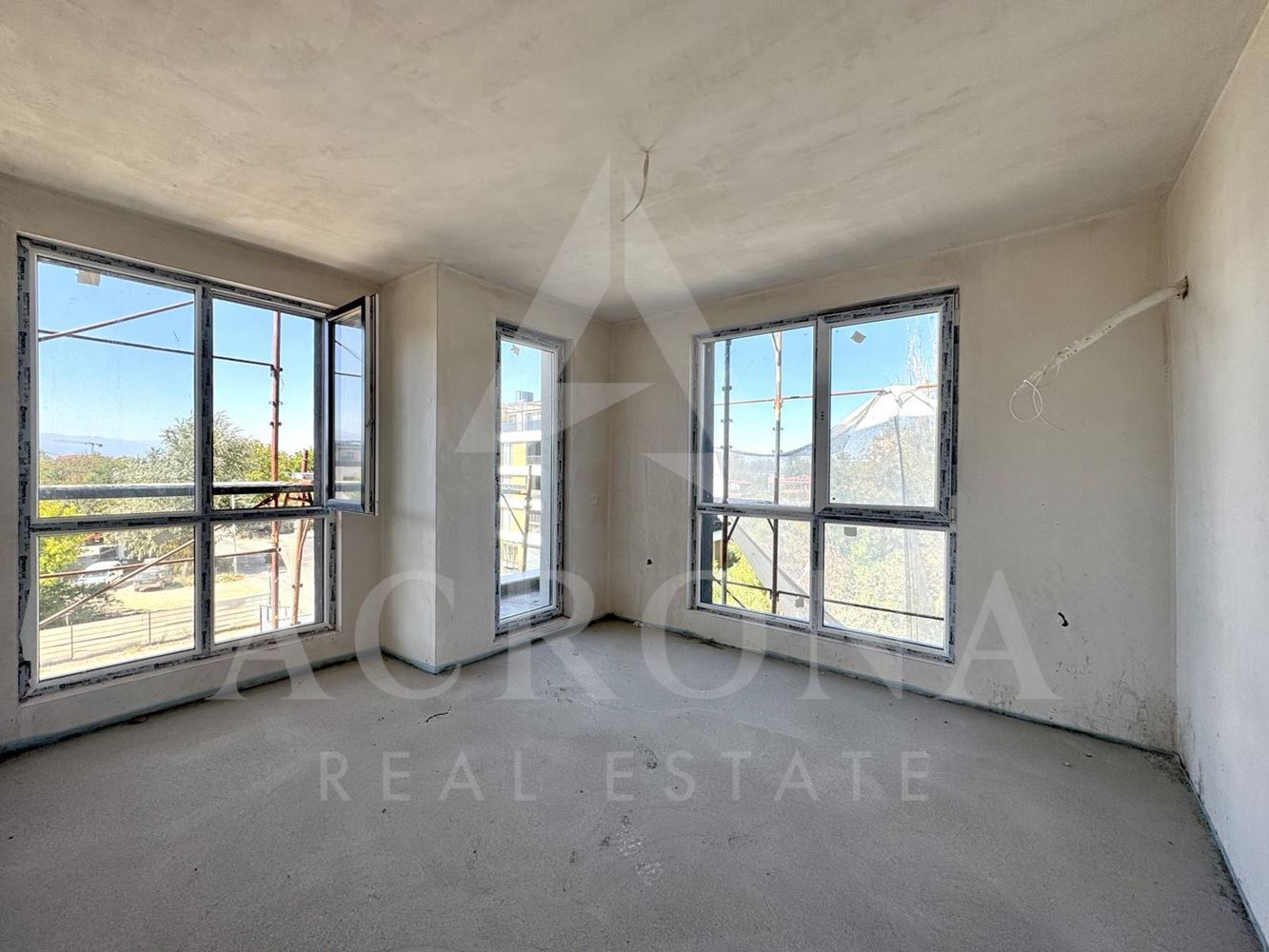 Многостаен мезонет с Акт 14 Гребна база - 0