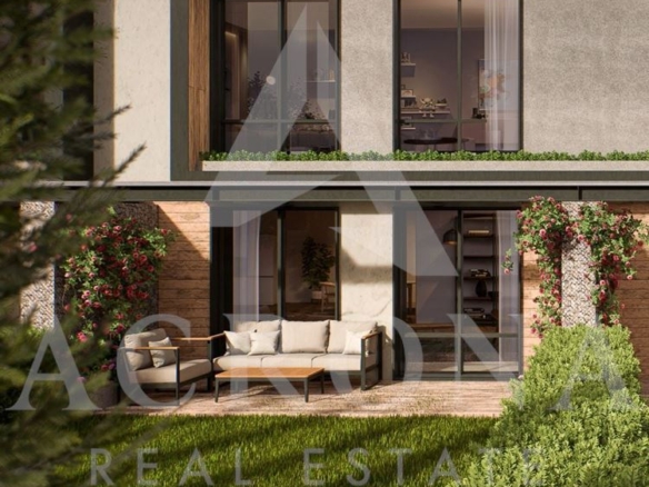 Къща с Акт 14 с. Маноле - 0