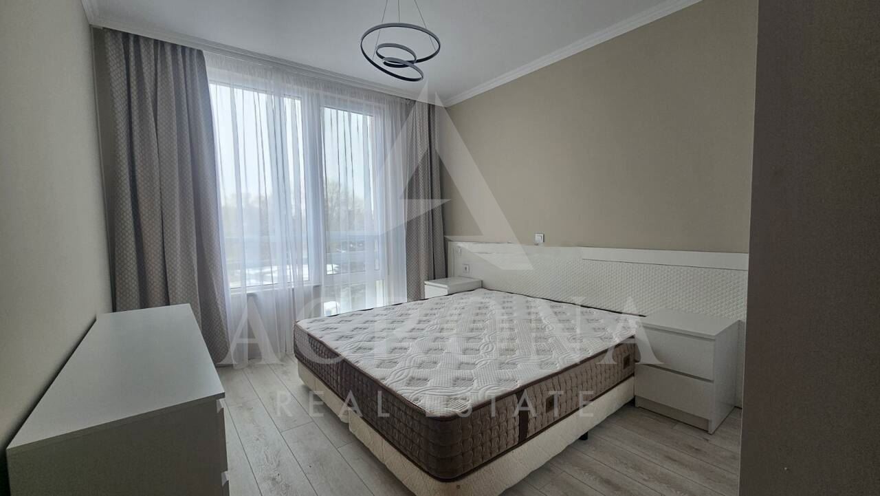 Просторен двустаен в Кършияка - 0