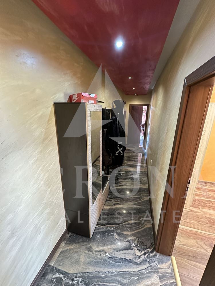 Четиристаен апартамент в Малка сграда с акт 16 и Гараж В Цената - 0