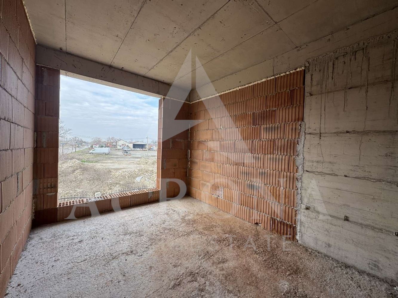 Къща с Акт 14 с. Маноле - 0