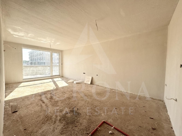 Двустаен апартамент с веранда кв. Остромила - 0