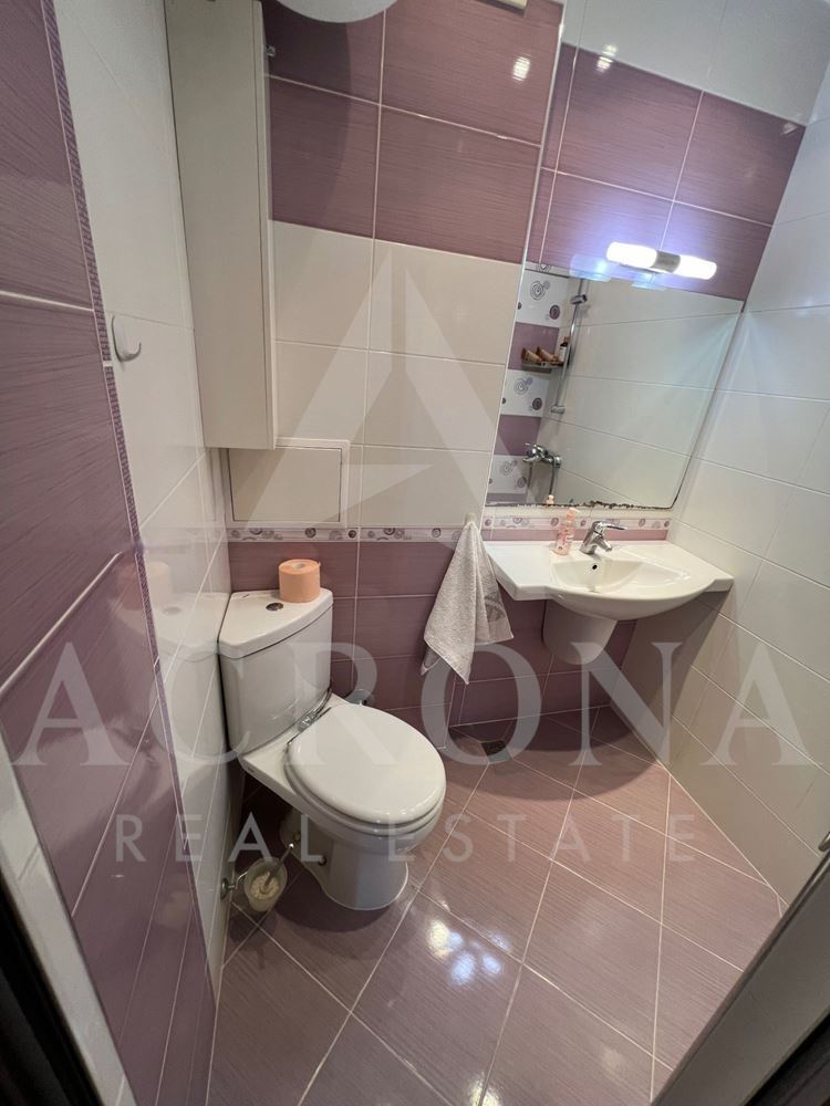 3 стаен! 4 отделни стаи! Реална квадратура! Среден етаж!-0 3 стаен! 4 отделни стаи! Реална квадратура! Среден етаж! - 0