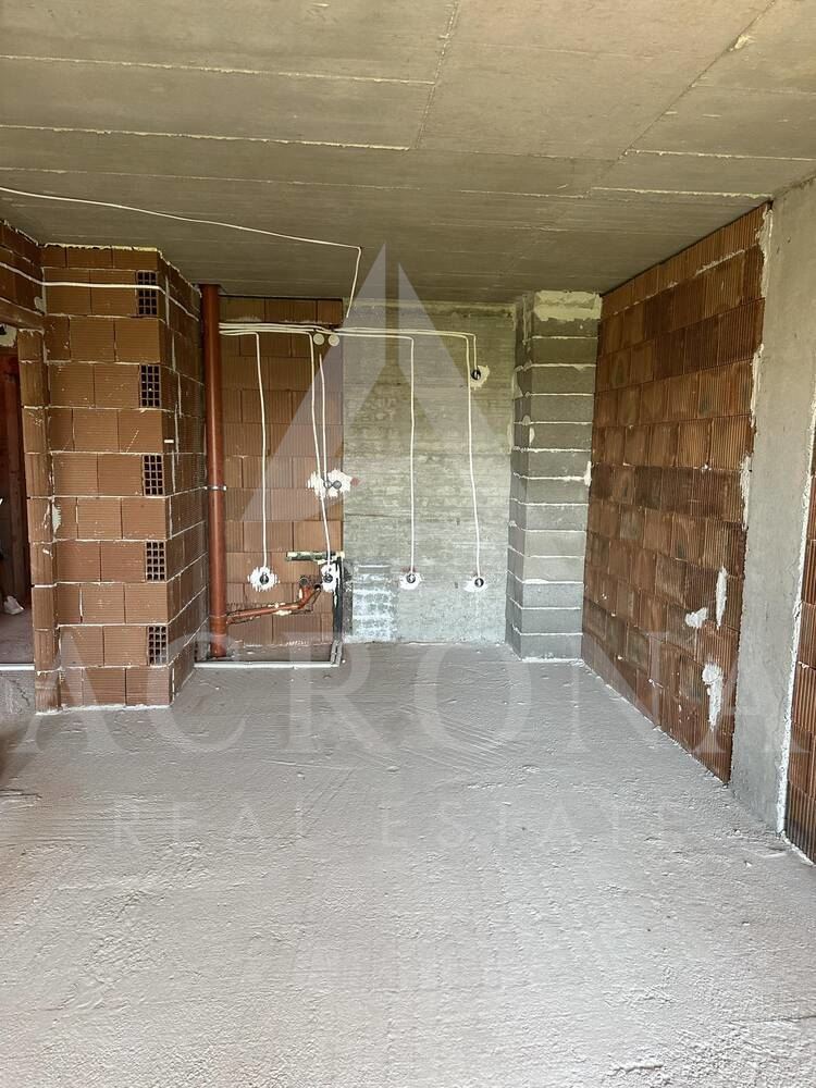 Двустаен на Остромила - 0