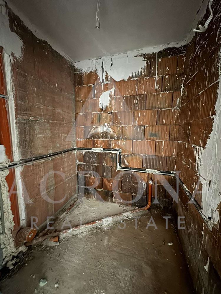 Двустаен апартамент кв. Остромила - 0