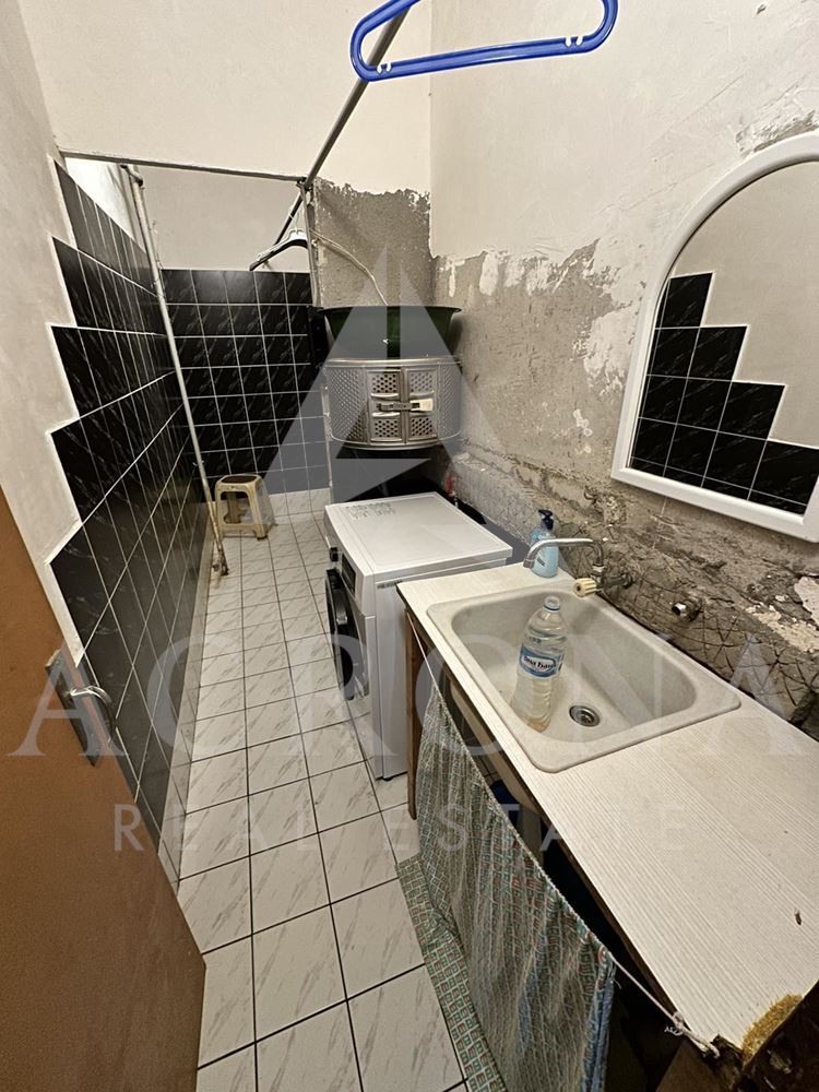 3 стаен! 4 отделни стаи! Предпочитан район за живеене! - 0