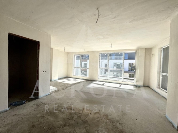 Многостаен мезонет с Акт 14 Гребна база - 0