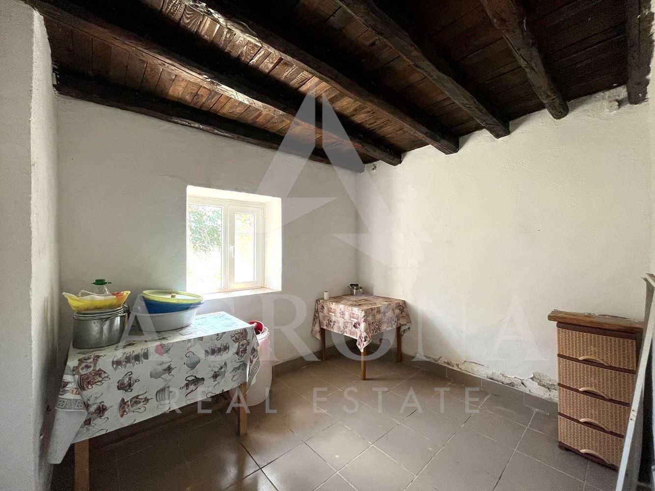 Самостоятелна къща с. Новаково, обл. Пловдив - 0