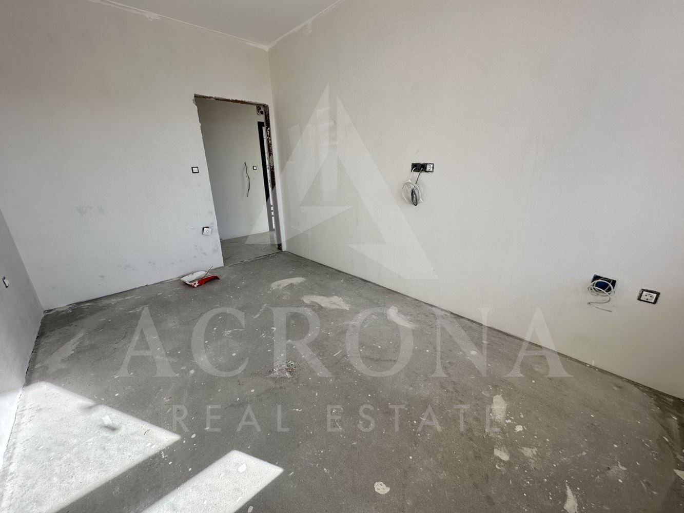 3 стаен! Пред акт 16! Малка сграда! Среден етаж! - 0