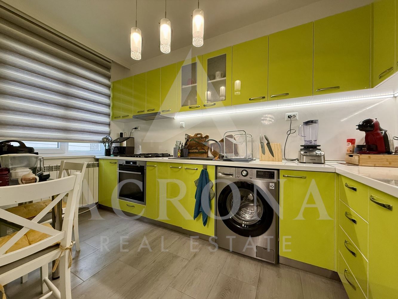 Етаж от къща в гр. Асеновград-0 Етаж от къща в гр. Асеновград - 0