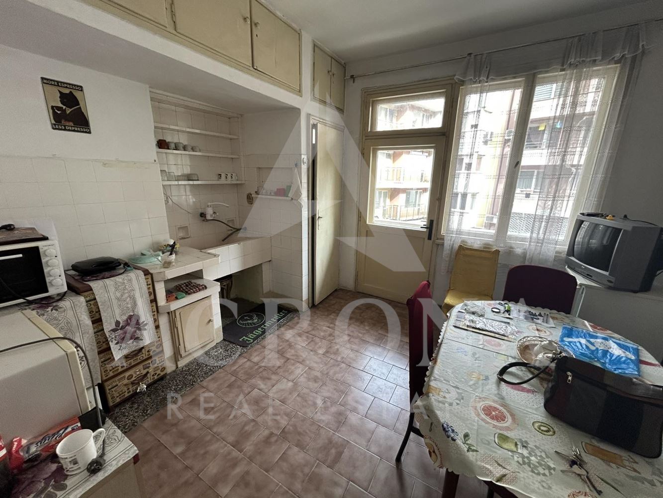 3-стаен апартамент ПОД НАЕМ Срещу Ректората на ПУ-0 3-стаен апартамент ПОД НАЕМ Срещу Ректората на ПУ - 0