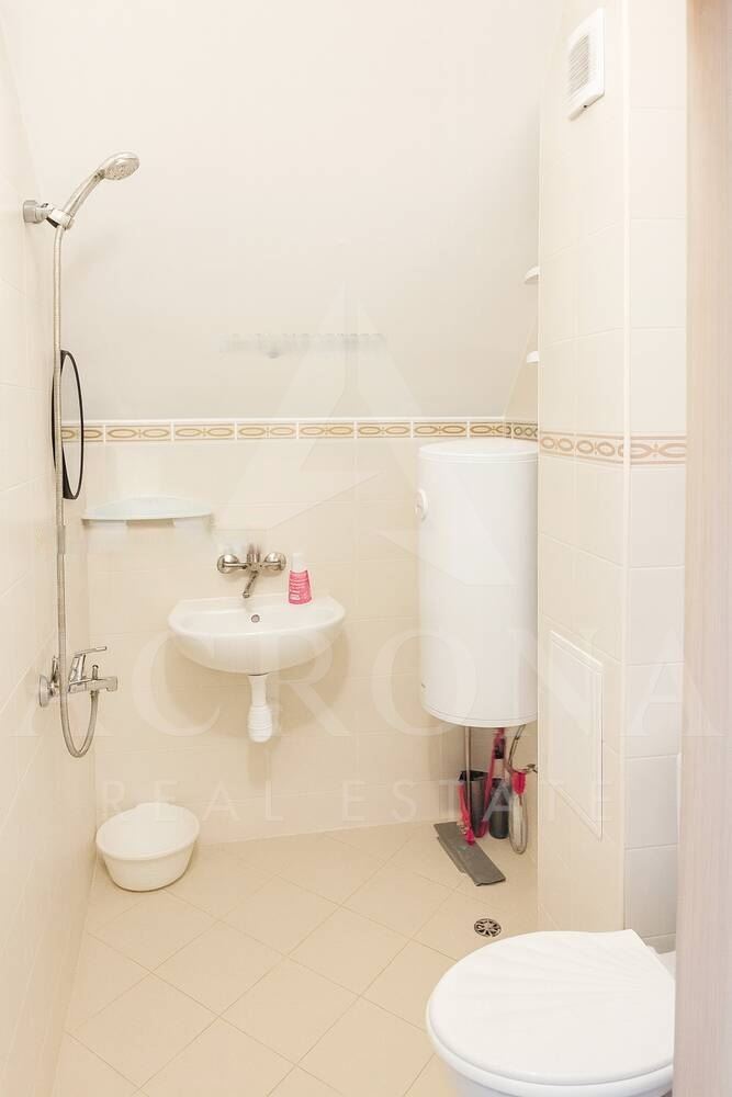 2 стаен! Обзаведен! Малка сграда!-0 2 стаен! Обзаведен! Малка сграда! - 0