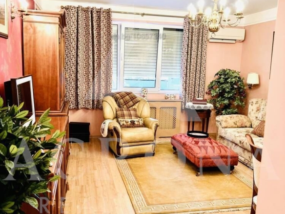 2 стаен! Обзаведен! Готов за нанасяне! Подходящ за инвестиция! В близост до хотел "Санкт Петербург"! - 0