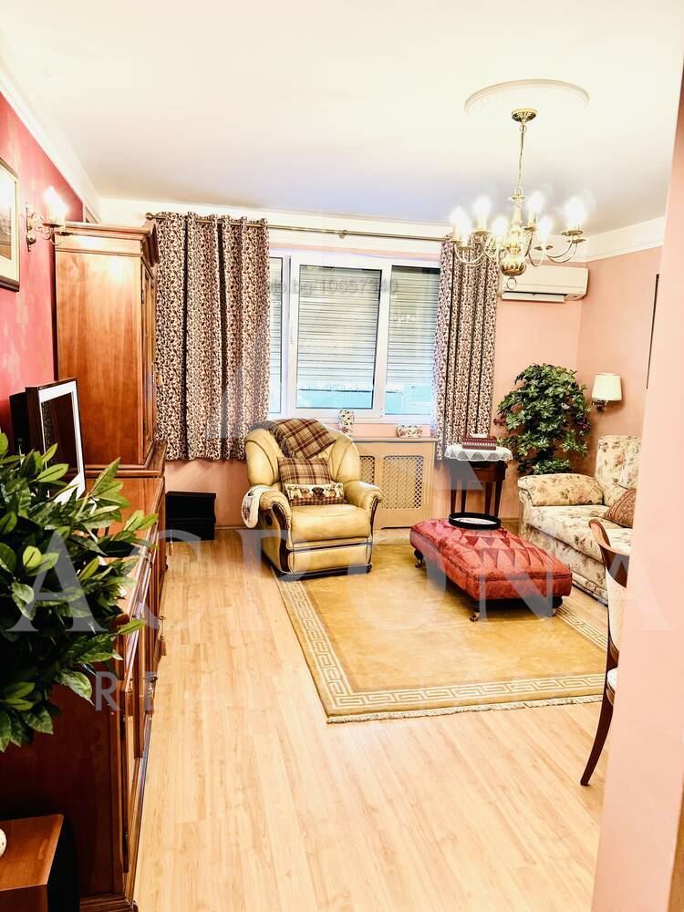 2 стаен! Обзаведен! Готов за нанасяне! Подходящ за инвестиция! В близост до хотел "Санкт Петербург"! - 0