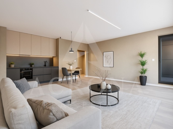 Просторен Двустаен Луксозна Сграда - 0