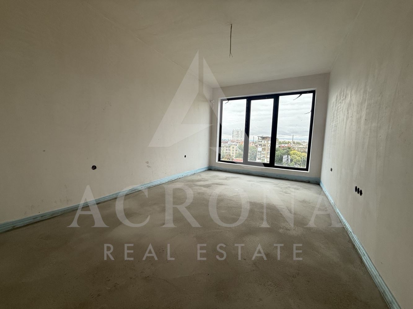 Тристаен с Акт 14 кв. Кършияка - 0