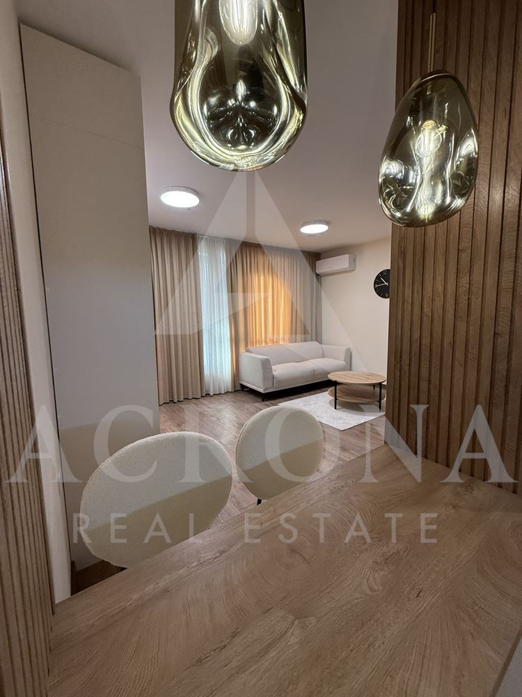 Луксозна Сграда с Акт 16-0 Луксозна Сграда с Акт 16 - 0