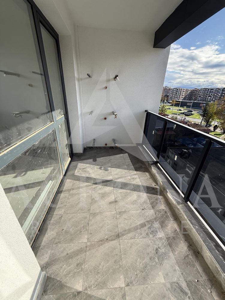 Тристаен апартамент пред Акт 14 кв. Каменица 2-0 Тристаен апартамент пред Акт 14 кв. Каменица 2 - 0