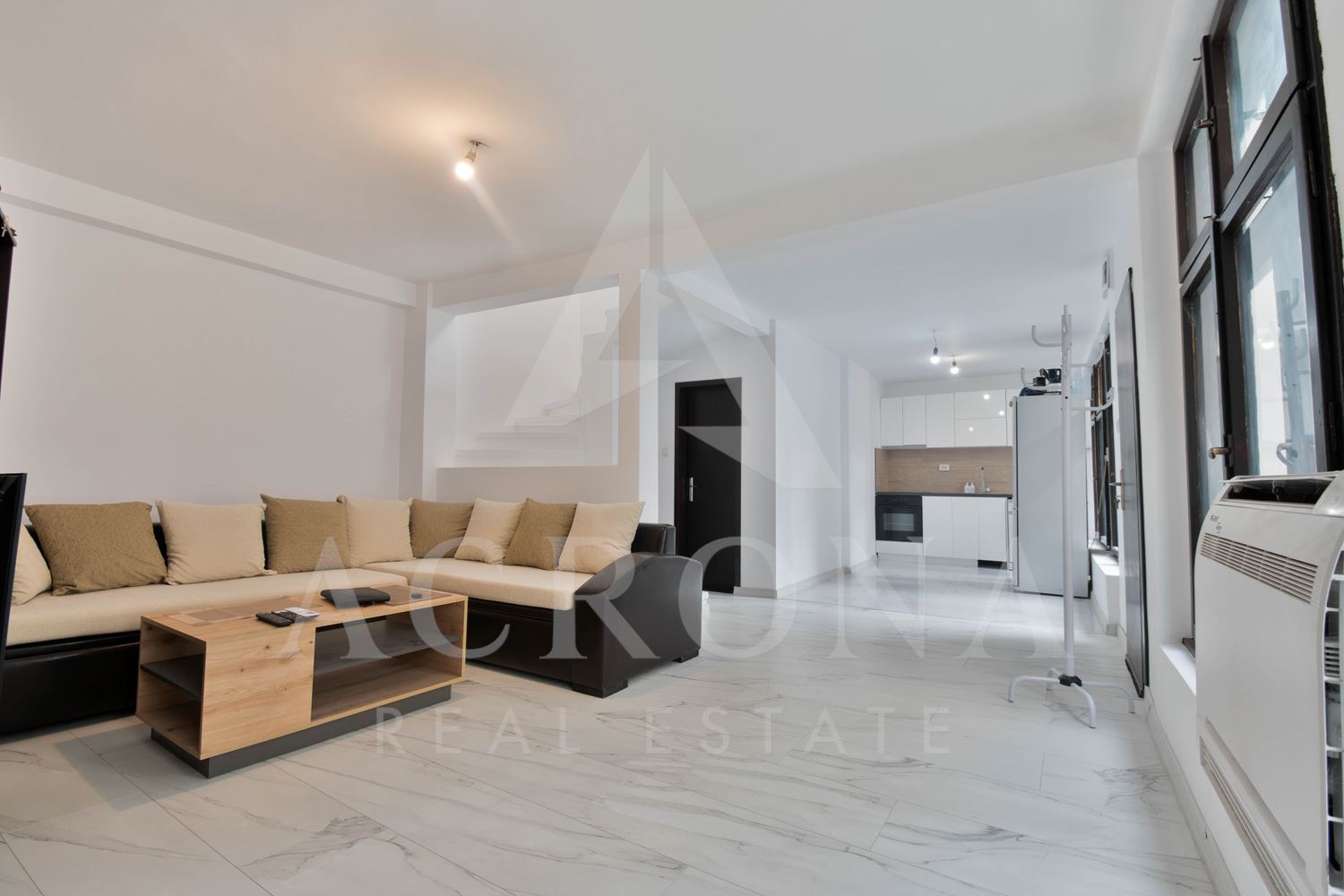 Къща в центъра на Пловдив-0 Къща в центъра на Пловдив - 0