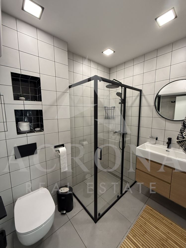 Луксозна Сграда с Акт 16-0 Луксозна Сграда с Акт 16 - 0