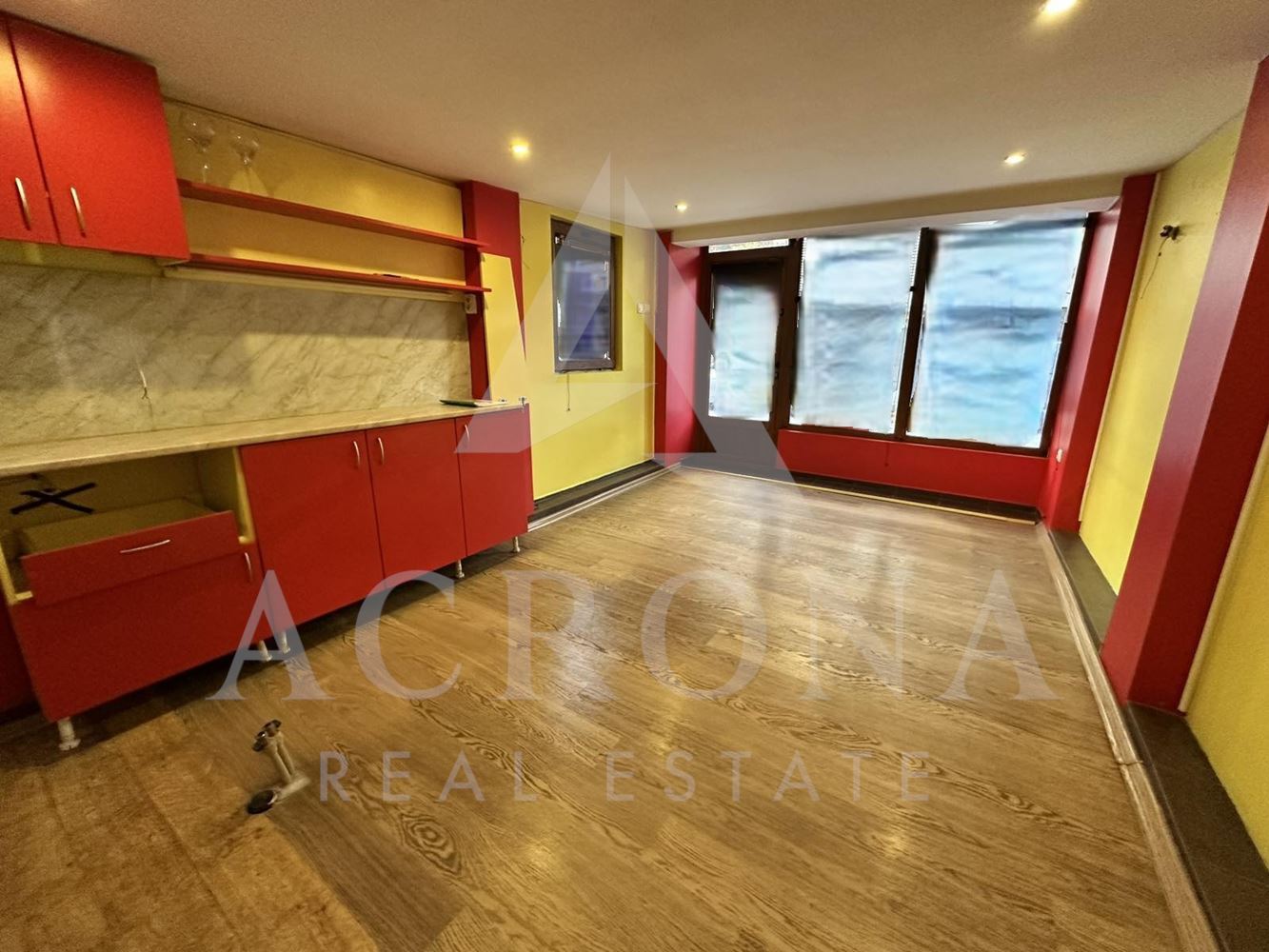 Магазин до Спортното училище - 0