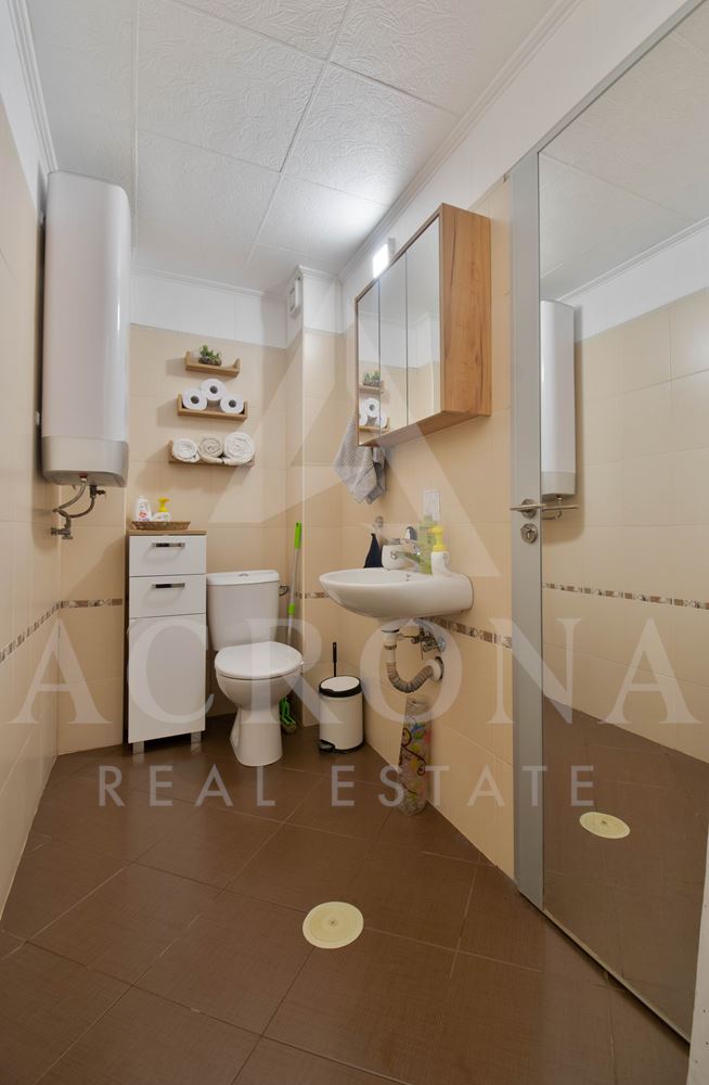 Единствен по рода си апартамент-0 Единствен по рода си апартамент - 0