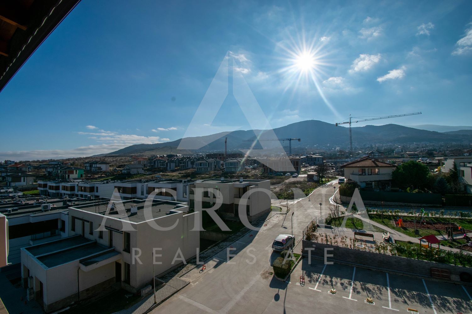 Единствен по рода си апартамент-0 Единствен по рода си апартамент - 0