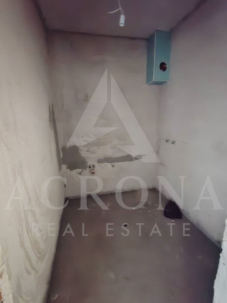 Тристаен на Южен - 0