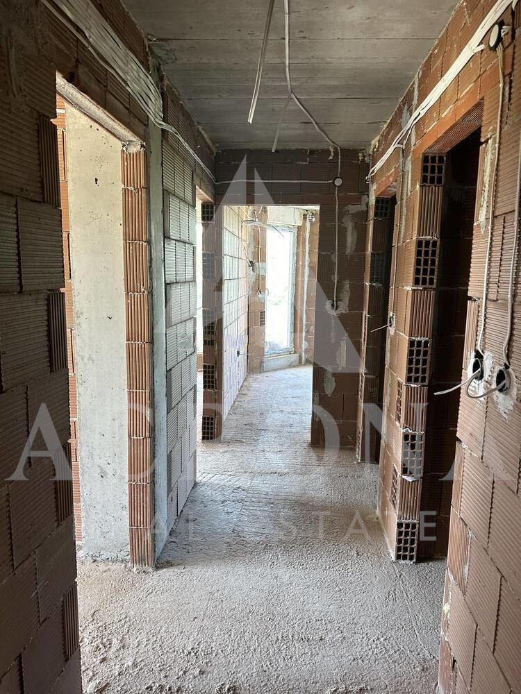 Тристаен на Остромила-0 Тристаен на Остромила - 0