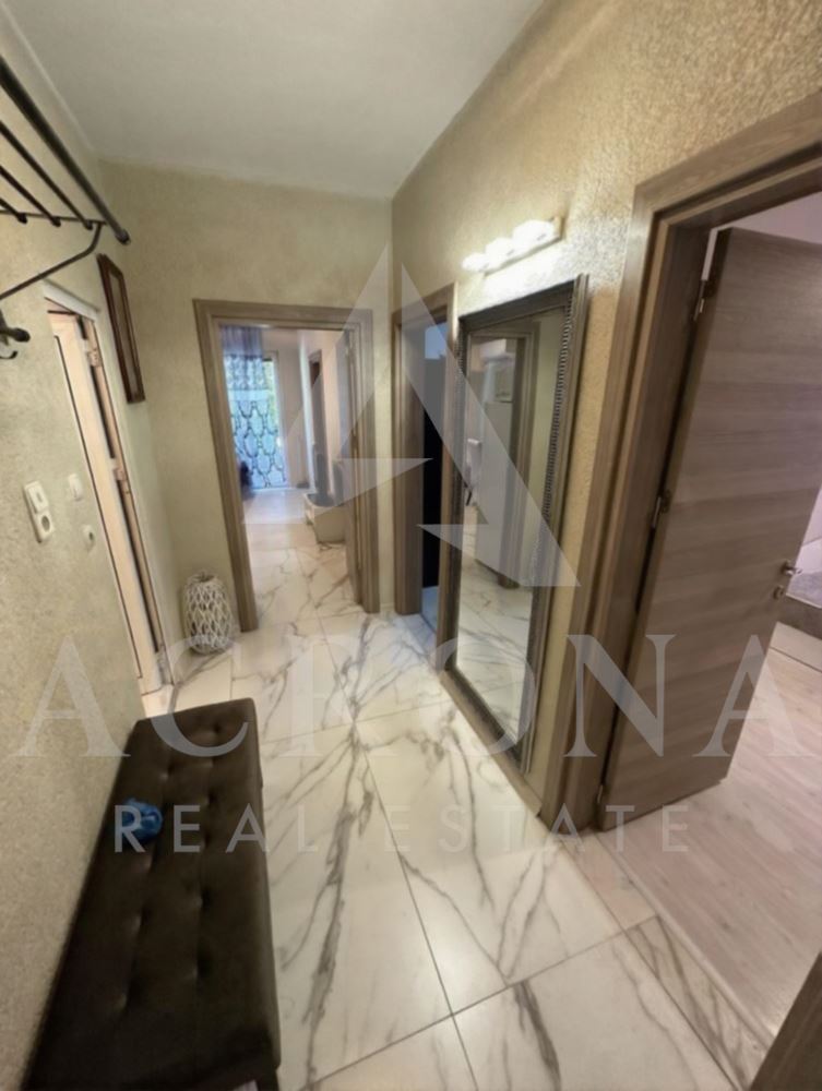 Тристаен маломерен с четири отделни стаи кв. Каменица 1 - 0