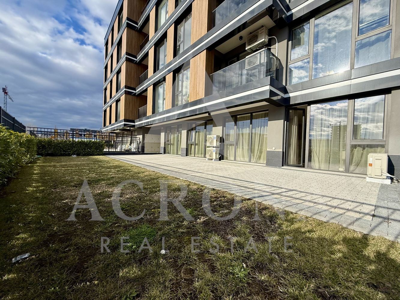 Луксозен Тристаен в Бутикова сграда с АКТ 16 - 0