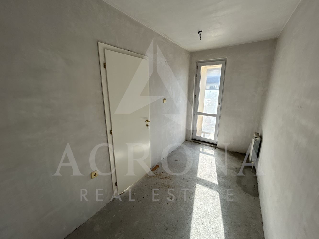 3 стаен! Акт 16! Топ локация! Малка сграда! Възможност за закупуване и на гараж!-0 3 стаен! Акт 16! Топ локация! Малка сграда! Възможност за закупуване и на гараж! - 0