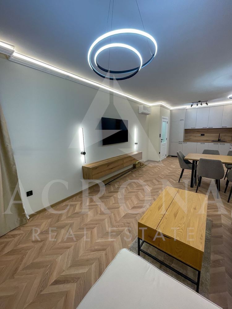 Обзаведен двустаен в район Южен-0 Обзаведен двустаен в район Южен - 0