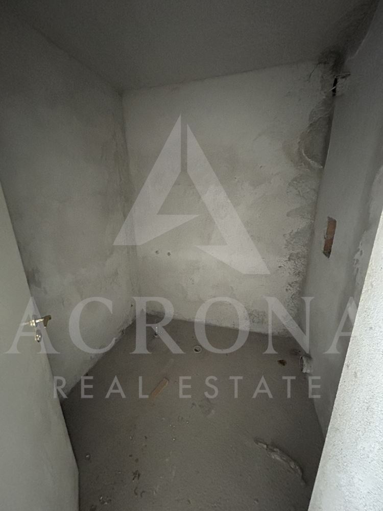 3 стаен! Акт 16! Топ локация! Малка сграда! Възможност за закупуване и на гараж!-0 3 стаен! Акт 16! Топ локация! Малка сграда! Възможност за закупуване и на гараж! - 0