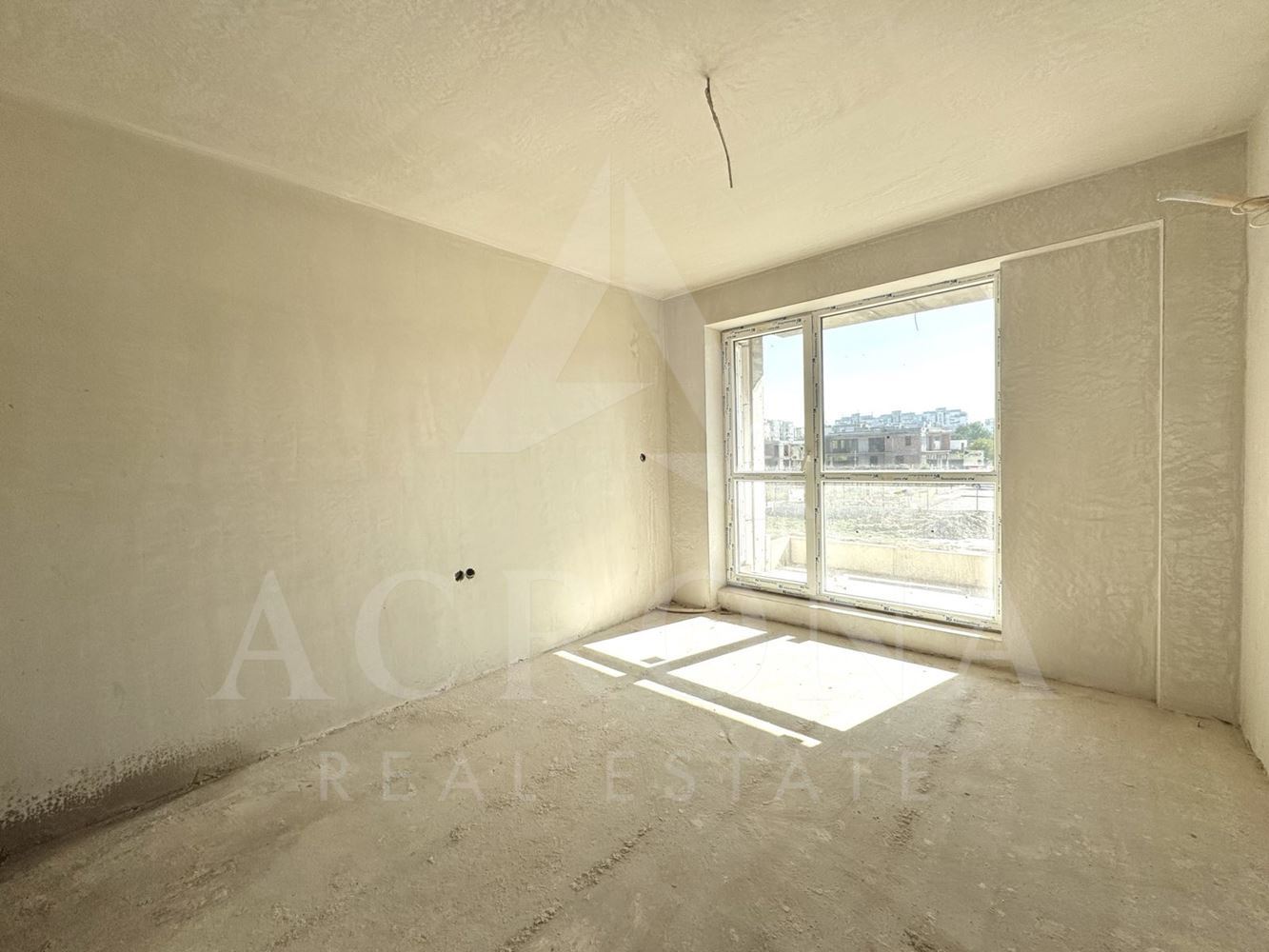 Двустаен апартамент с Акт 14 кв. Остромила - 0