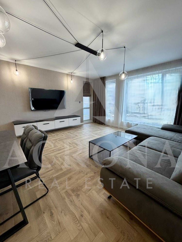 Луксозен двустаен на Остромила - 0