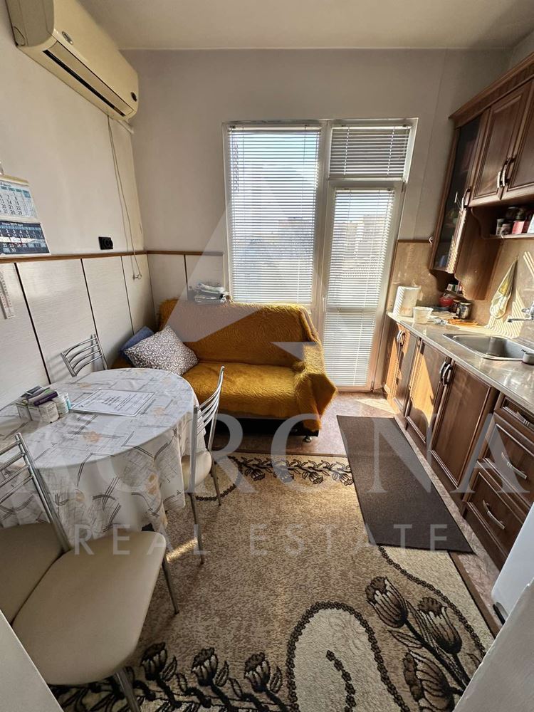 3 стаен! 4 отделни стаи! Панорамна гледка! - 0