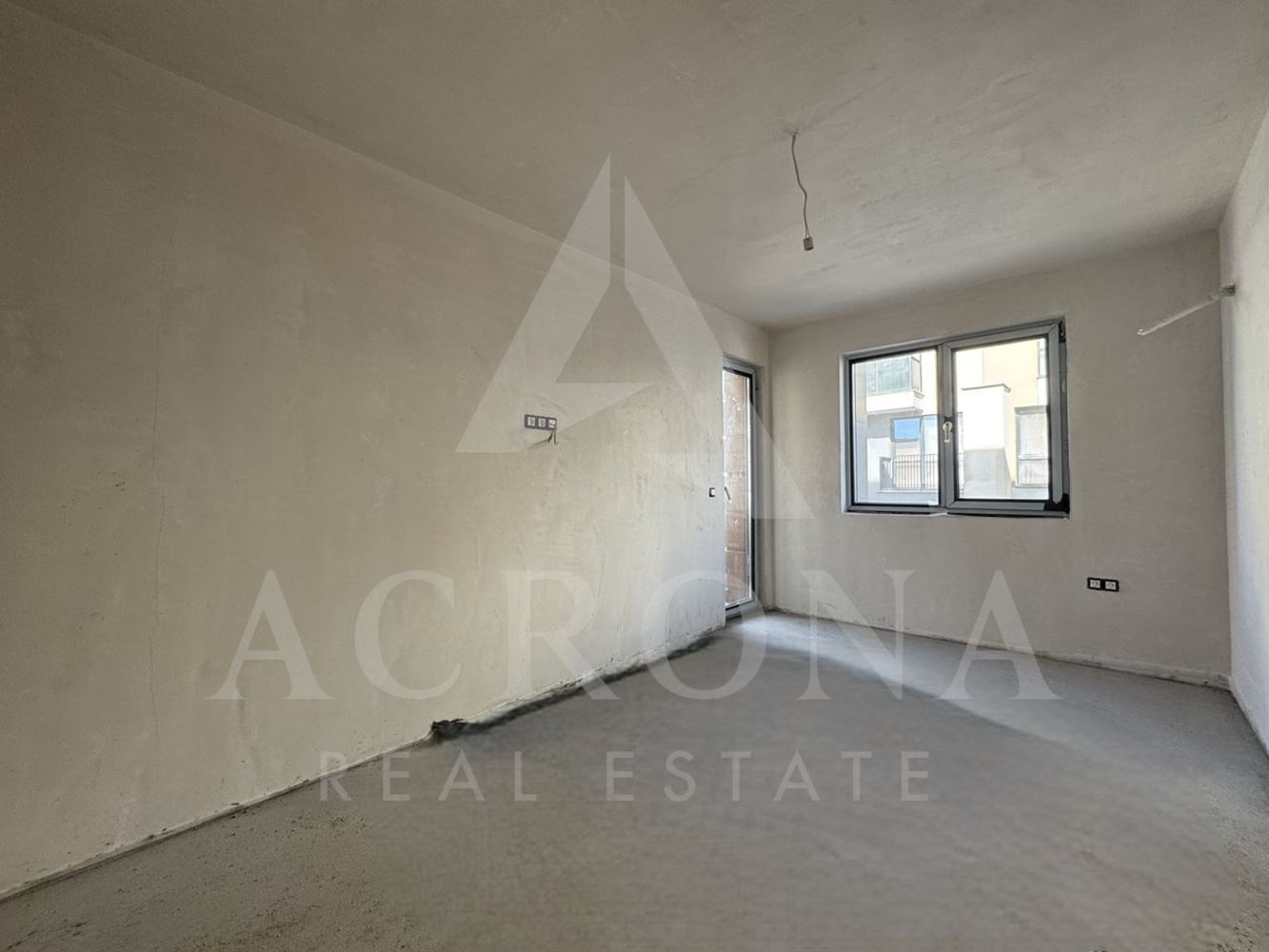 Тристаен апартамент пред Акт 15 кв. Христо Смирненски-0 Тристаен апартамент пред Акт 15 кв. Христо Смирненски - 0